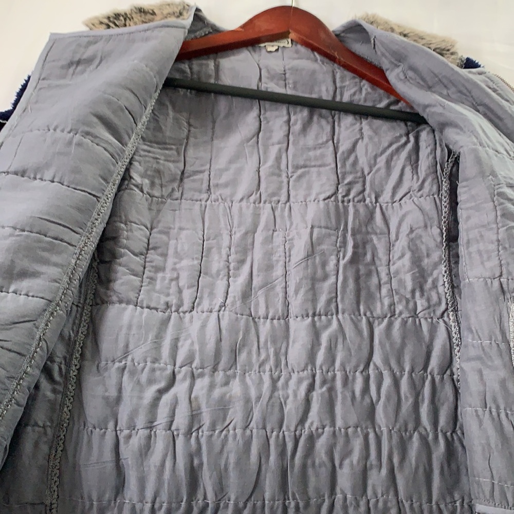 Fur and wool coat - Picture 3 of 9